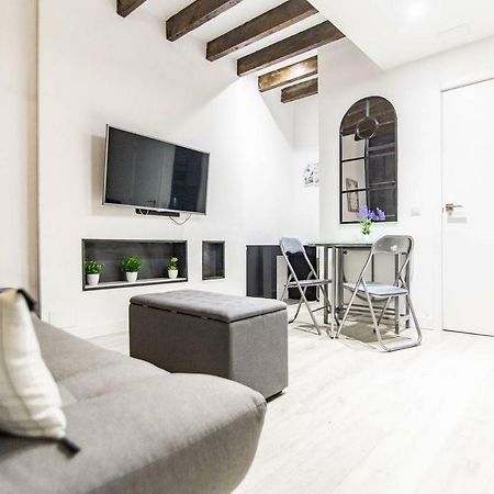Cozy And Modern Apartment For 4 In Madrid Esterno foto